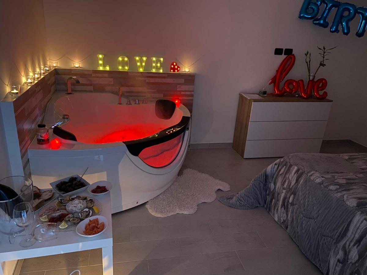 La Chicca Sul Mare Villa Бари Екстериор снимка