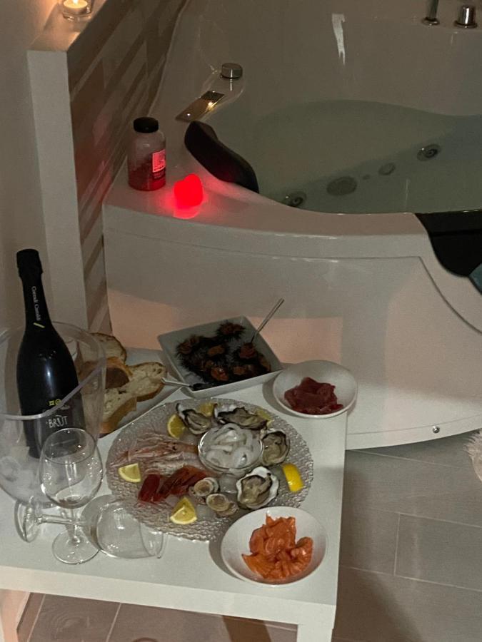 La Chicca Sul Mare Villa Бари Екстериор снимка