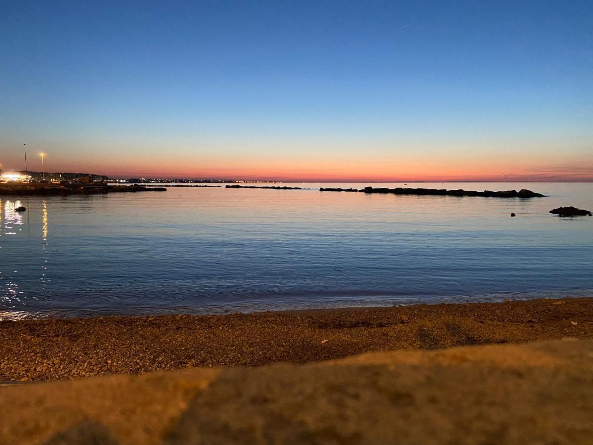 La Chicca Sul Mare Villa Бари Екстериор снимка