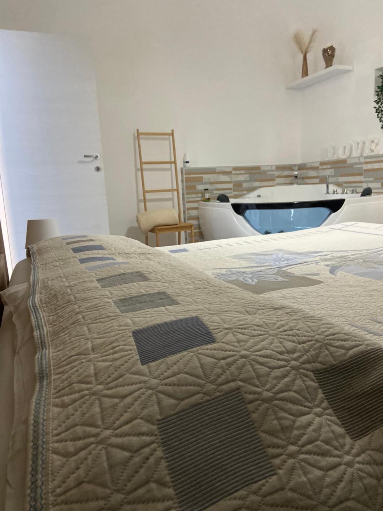 La Chicca Sul Mare Villa Бари Екстериор снимка
